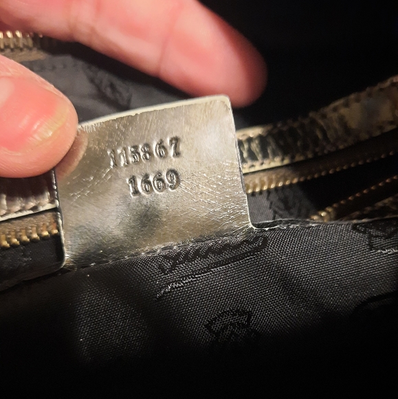 AUTH GUCCI BLACK PATENT LEATHER MEDIUM HORSEBIT HOBO HANDBAG EUC - Picture 14 of 16